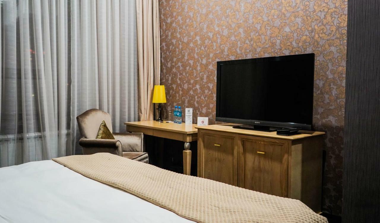 Jelsominohotel Αστάνα Εξωτερικό φωτογραφία