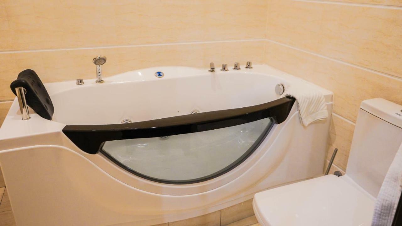 Jelsominohotel Αστάνα Εξωτερικό φωτογραφία