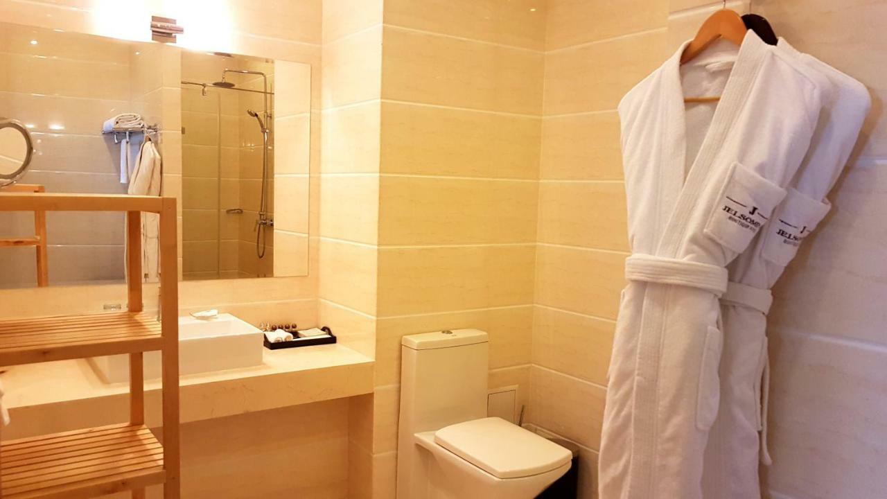 Jelsominohotel Αστάνα Εξωτερικό φωτογραφία