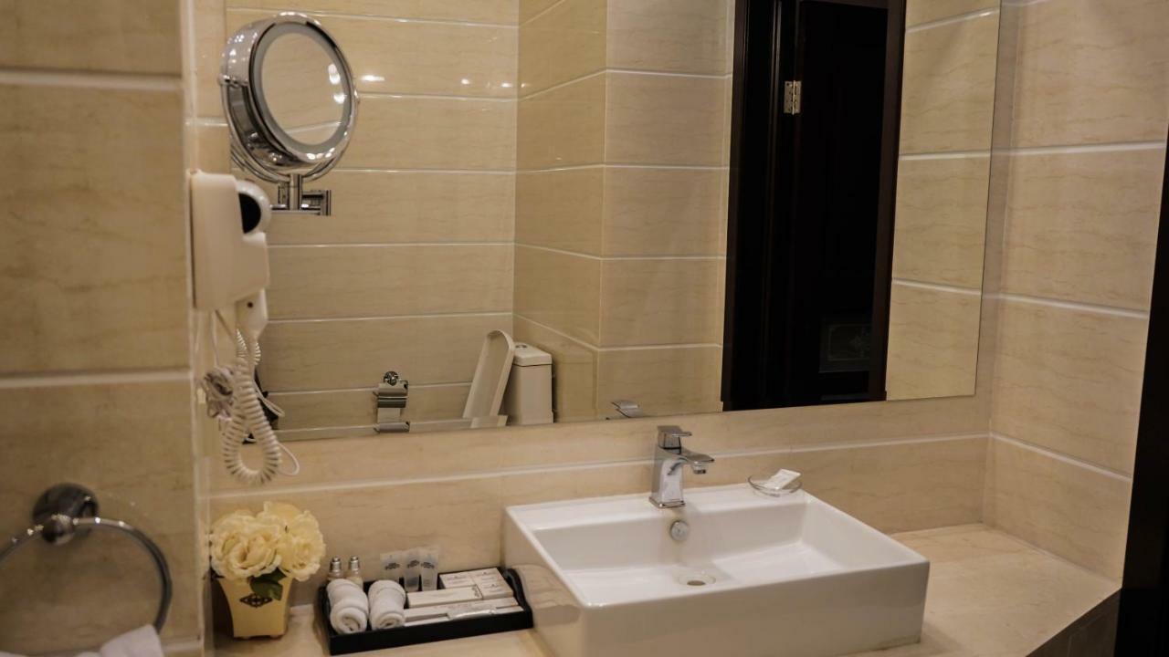 Jelsominohotel Αστάνα Εξωτερικό φωτογραφία